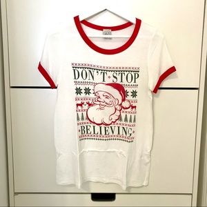 NEW 💖 PAPER CRANE Retro Santa Claus Holiday Women's Graphic T-Shirt / Top